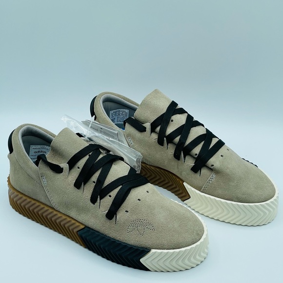 AW SKATE SNEAKERS - Picture 4 of 7